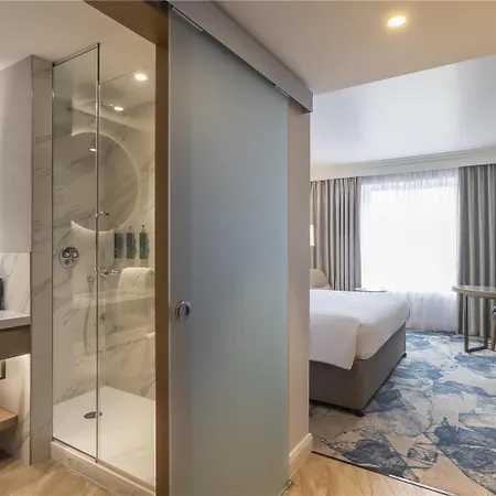Hilton 4*