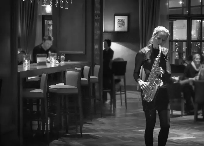 فندق هيلتون 4*