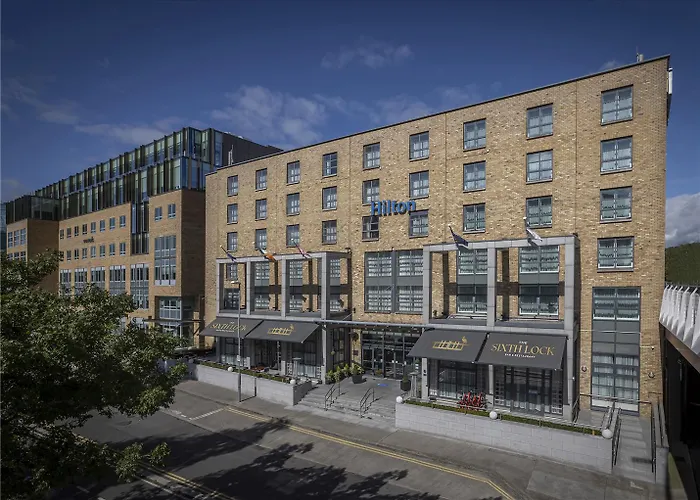 ヒルトン ホテル 4*