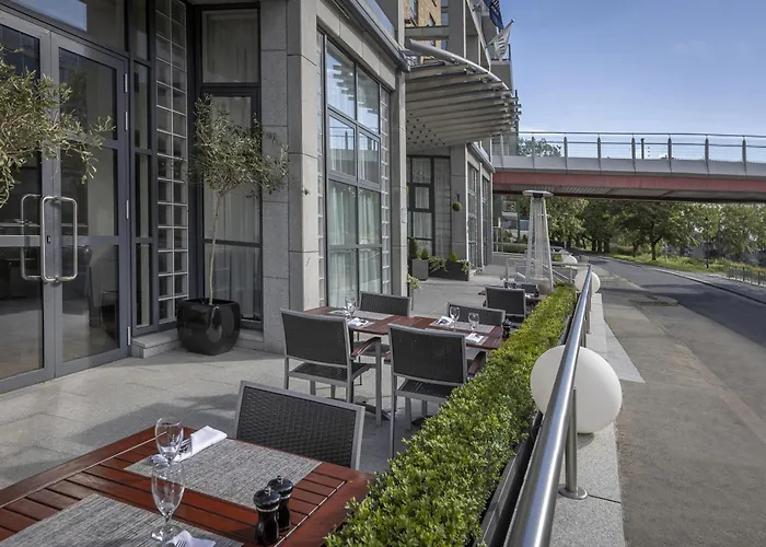 都柏林希尔顿酒店 酒店