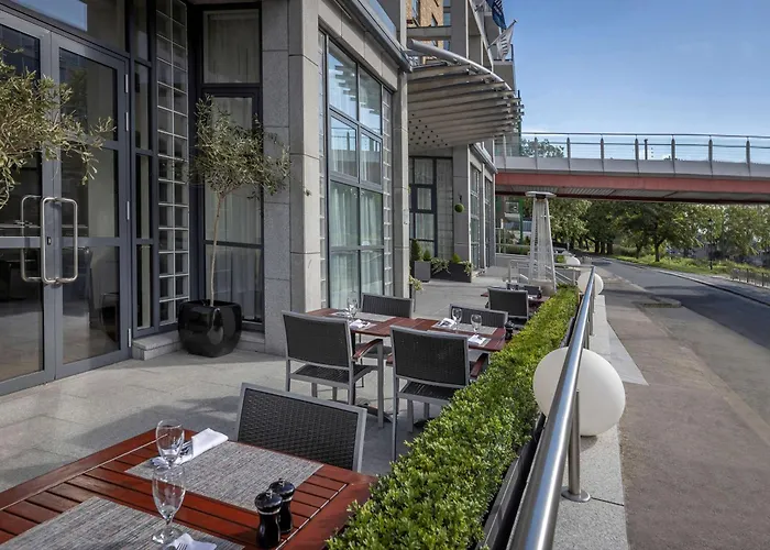 Hilton Отель 4*